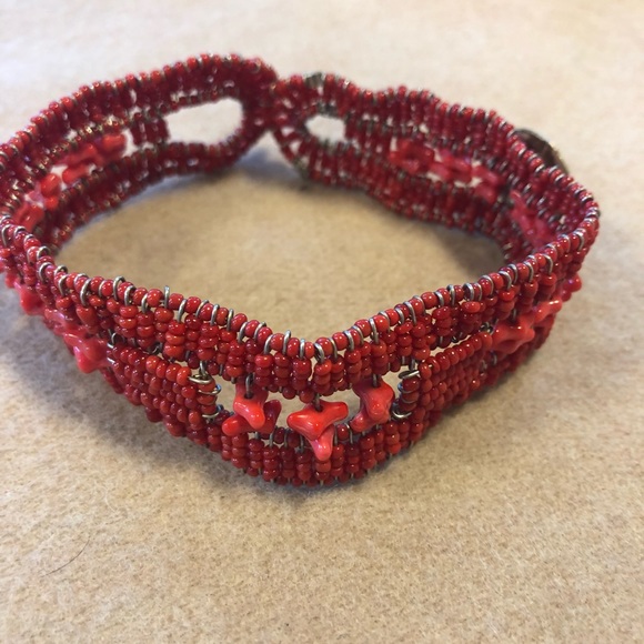 Rosita red bead cuff bracelet - Picture 3 of 6